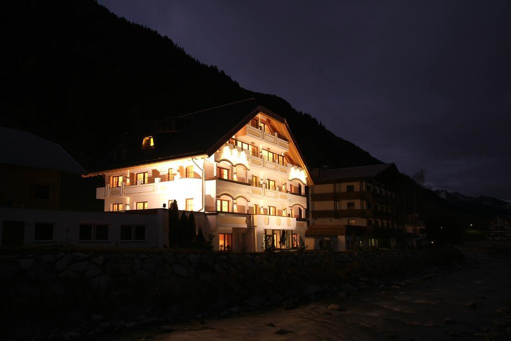 Hotel Fatlar 이스크글 외부 사진