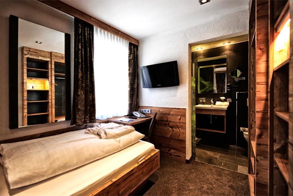 Hotel Fatlar 이스크글 외부 사진