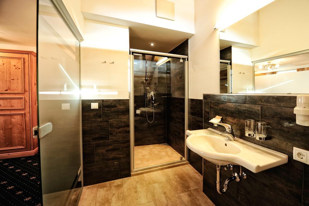 Hotel Fatlar 이스크글 외부 사진