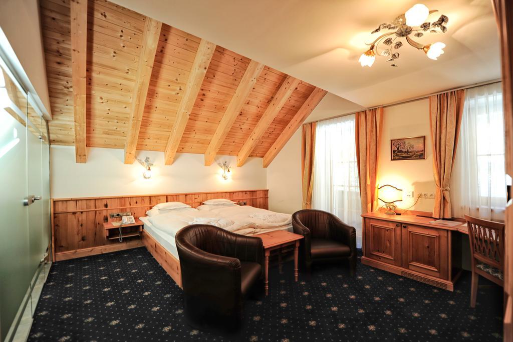 Hotel Fatlar 이스크글 외부 사진